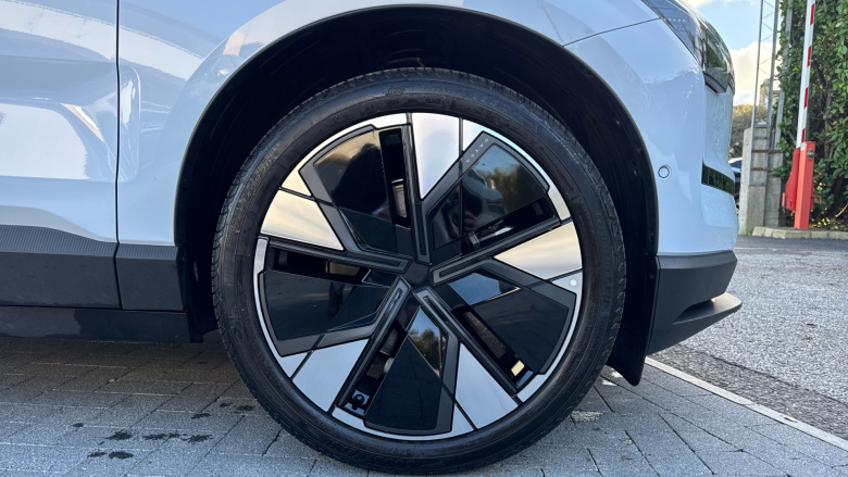 Volvo EX30 200kW SM Extended Range Ultra 69kWh 5dr Auto Electric Estate